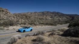 Aston Martin V12 Vantage S (2013) - lewy bok