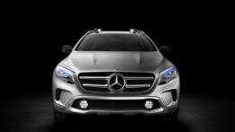 Mercedes GLA Concept (2013) - przód - reflektory włączone