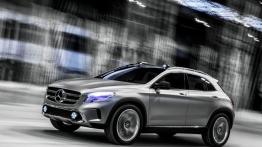 Mercedes GLA Concept (2013) - lewy bok