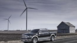 Ram 1500 (2013) - lewy bok