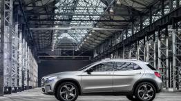 Mercedes GLA Concept (2013) - lewy bok