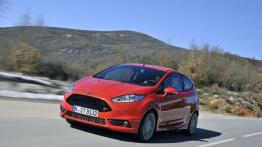 Ford Fiesta ST 2013 - widok z przodu