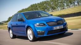 Skoda Octavia III RS Liftback (2013) - widok z przodu