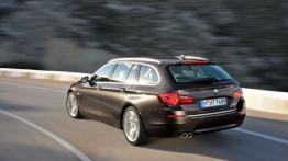 BMW serii 5 Touring F11 Facelifting (2014) - widok z tyłu