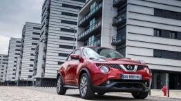 Nissan Juke Facelifting (2014) - widok z przodu