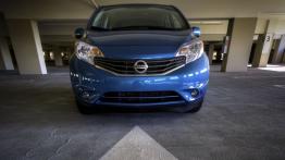 Nissan Versa Note 2014 - widok z przodu