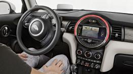 Mini Cooper 2014 - kokpit