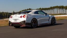 Nissan GT-R Nismo 2014 - widok z tyłu