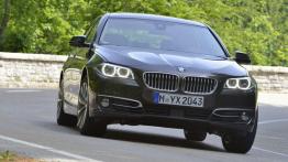 BMW serii 5 Touring F11 Facelifting (2014) - widok z przodu