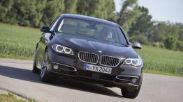 BMW serii 5 Touring F11 Facelifting (2014) - widok z przodu