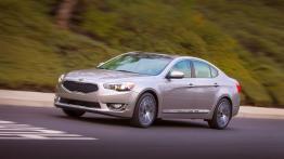 Kia Cadenza 2014 - widok z przodu