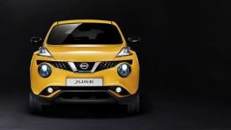 Nissan Juke Facelifting (2014) - przód - reflektory włączone