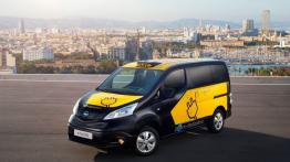 Nissan e-NV200 Barcelona Taxi (2014) - widok z przodu