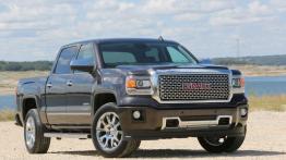 GMC Sierra Denali 2014 - widok z przodu