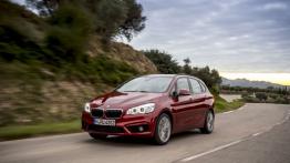 BMW 220d xDrive Active Tourer (2014) - widok z przodu