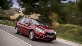 BMW 220d xDrive Active Tourer (2014) - widok z przodu