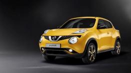 Nissan Juke Facelifting (2014) - przód - reflektory włączone