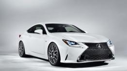 Lexus RC 350 F-Sport (2014) - przód - reflektory włączone