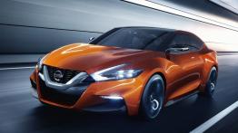 Nissan Sport Sedan Concept (2014) - widok z przodu