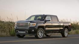 GMC Sierra Denali 2014 - widok z przodu