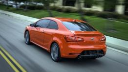 Kia Forte Koup II (2014) - widok z tyłu