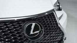 Lexus RC 350 F-Sport (2014) - logo