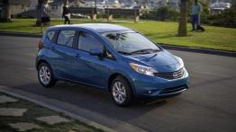 Nissan Versa Note 2014 - prawy bok