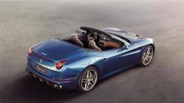 Ferrari California T (2014) - widok z góry