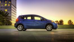 Nissan Versa Note 2014 - prawy bok