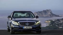 Mercedes klasy C 300 BlueTEC HYBRID (2014) - widok z przodu