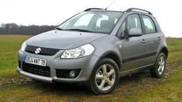 Suzuki SX4 - widok z przodu