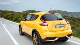 Nissan Juke Facelifting (2014) - widok z tyłu