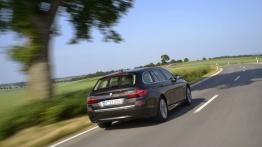 BMW serii 5 Touring F11 Facelifting (2014) - widok z tyłu