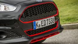 Ford Fiesta VII Facelifting Black Edition (2014) - grill