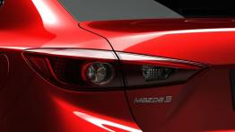 Mazda 3 III sedan (2014) - lewy tylny reflektor - wyłączony