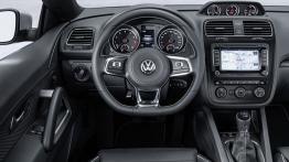 Volkswagen Scirocco III Facelifting - kokpit