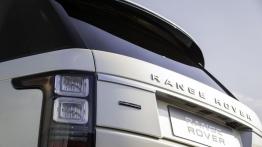 Land Rover Range Rover IV LWB (2014) - tył - reflektory wyłączone