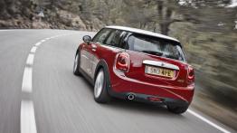 Mini Cooper 2014 - widok z tyłu