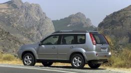 Nissan X-Trail 2004 - lewy bok