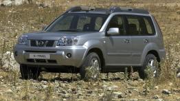 Nissan X-Trail 2004 - widok z przodu