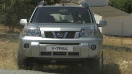 Nissan X-Trail 2004 - widok z przodu