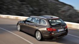 BMW serii 5 Touring F11 Facelifting (2014) - widok z tyłu