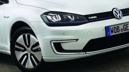 Volkswagen e-Golf (2014) - zderzak przedni