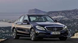 Mercedes klasy C 300 BlueTEC HYBRID (2014) - widok z przodu