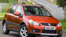 Suzuki SX4 FL - widok z przodu