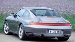 Porsche 911 996 Carrera 4S - widok z tyłu