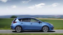 Toyota Auris II Hatchback Facelifting Hybrid (2015) - prawy bok