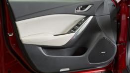 Mazda 6 III Sedan Facelifting (2015) - drzwi kierowcy od wewnątrz
