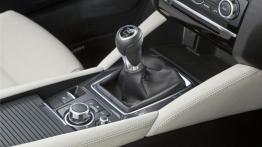 Mazda 6 III Sedan Facelifting (2015) - dźwignia zmiany biegów