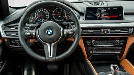 BMW X6 II M (2015) - kokpit